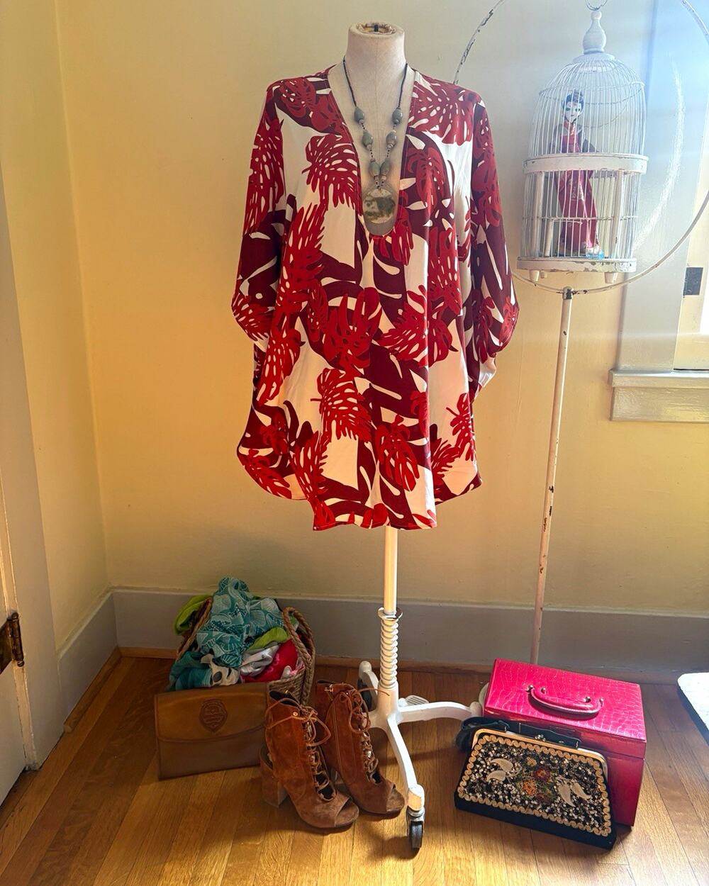 MIKOH 100% Silk Tropical Print Mini Dress Tunic Size 1 Red Cream Resort